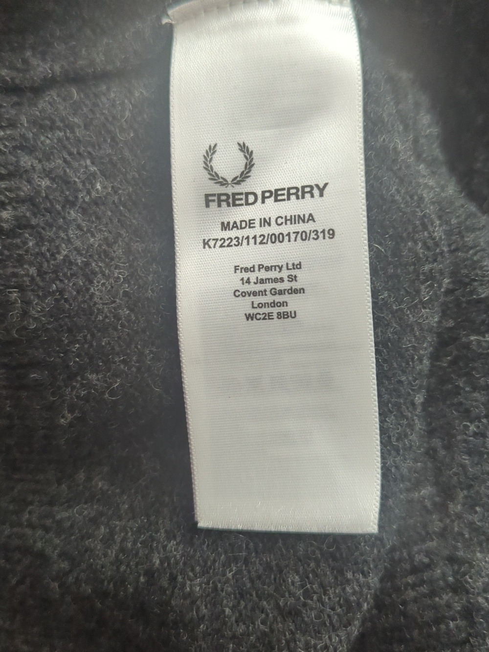 Vintage FRED PERRY Lambswool Charcoal and Cream Fair Isle Crewneck Sweater - Picture 9 of 13